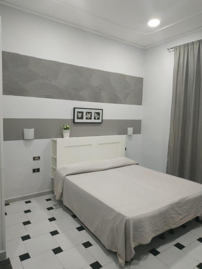 Hotel Luna Rossa Naples Exterior photo